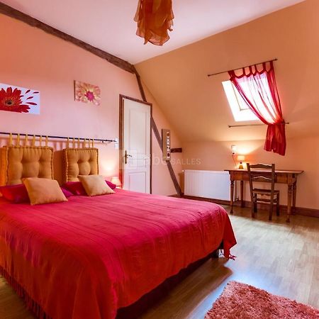 La Ferme De L'Isle Et Sa Roulotte Bed & Breakfast Avaray Exterior foto