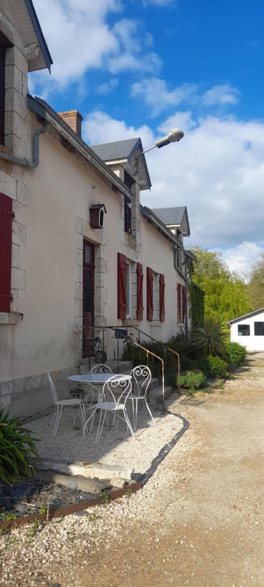 La Ferme De L'Isle Et Sa Roulotte Bed & Breakfast Avaray Exterior foto